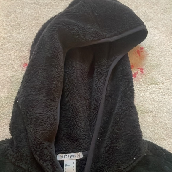 Forever 21 quarter zip Sherpa hoodie size medium - Picture 6 of 7